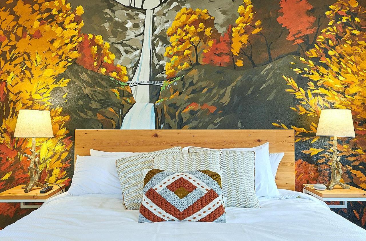 Kenton Hotel Портланд Екстериор снимка